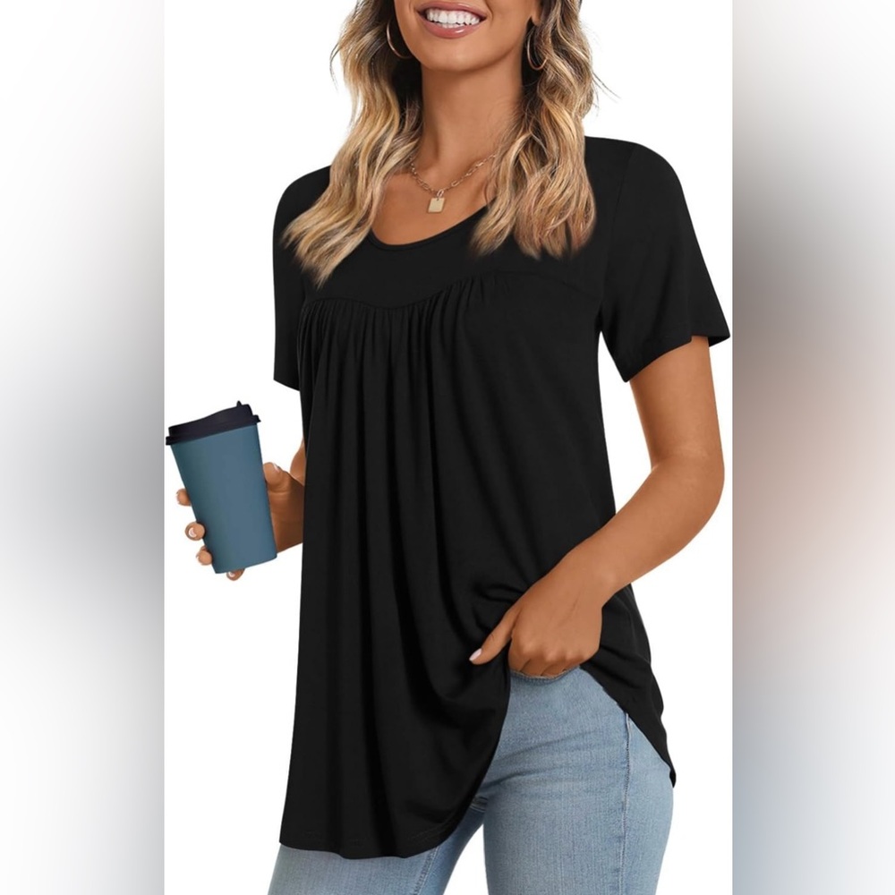 Women’s NEW!! Black Pleated Tunic  Top - Size XL